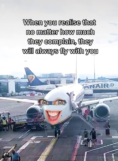 RyanAir plane meme